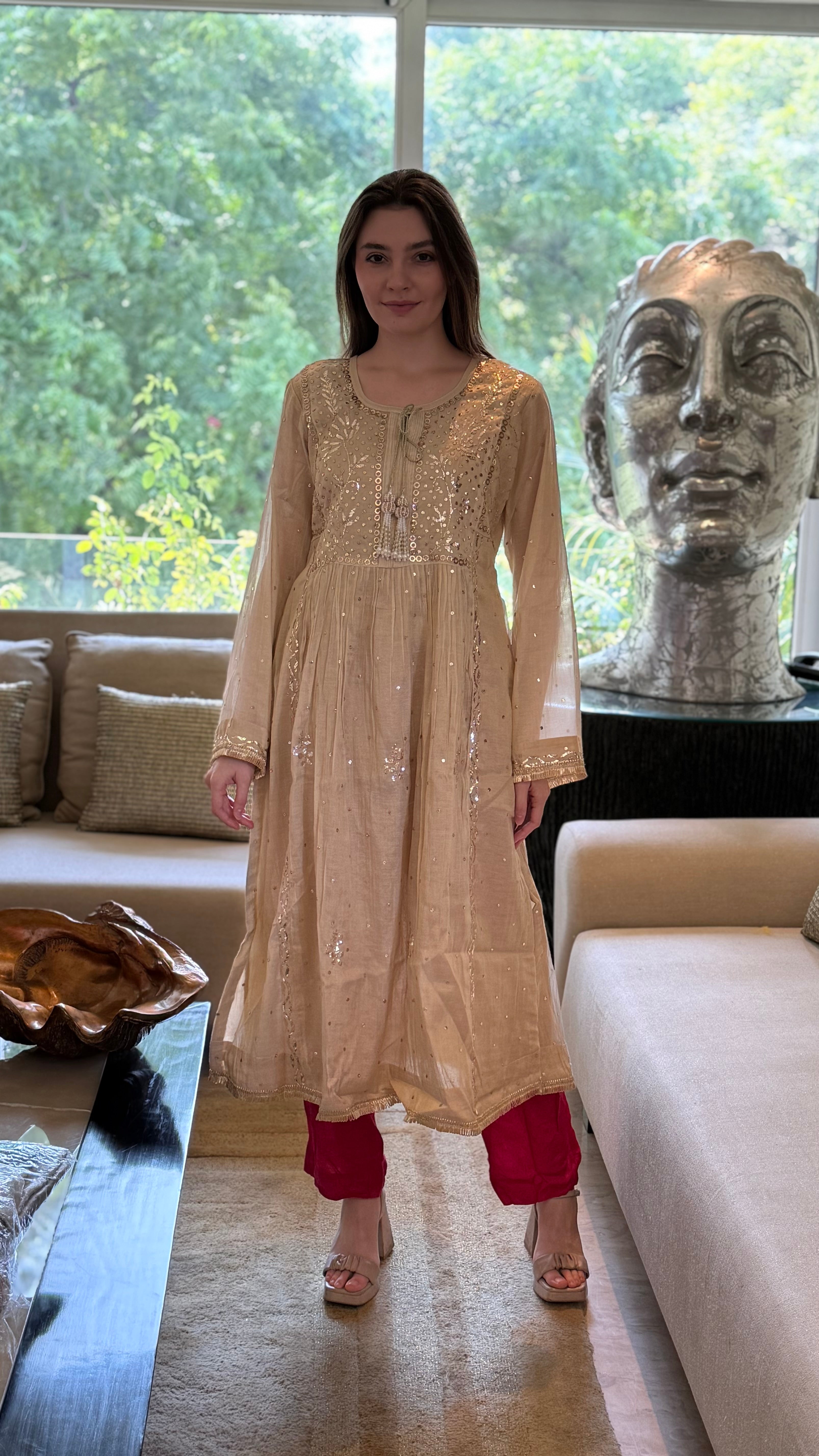 Gold Haya Kurta Dupatta Pant Set in Chanderi with Golden Pitta