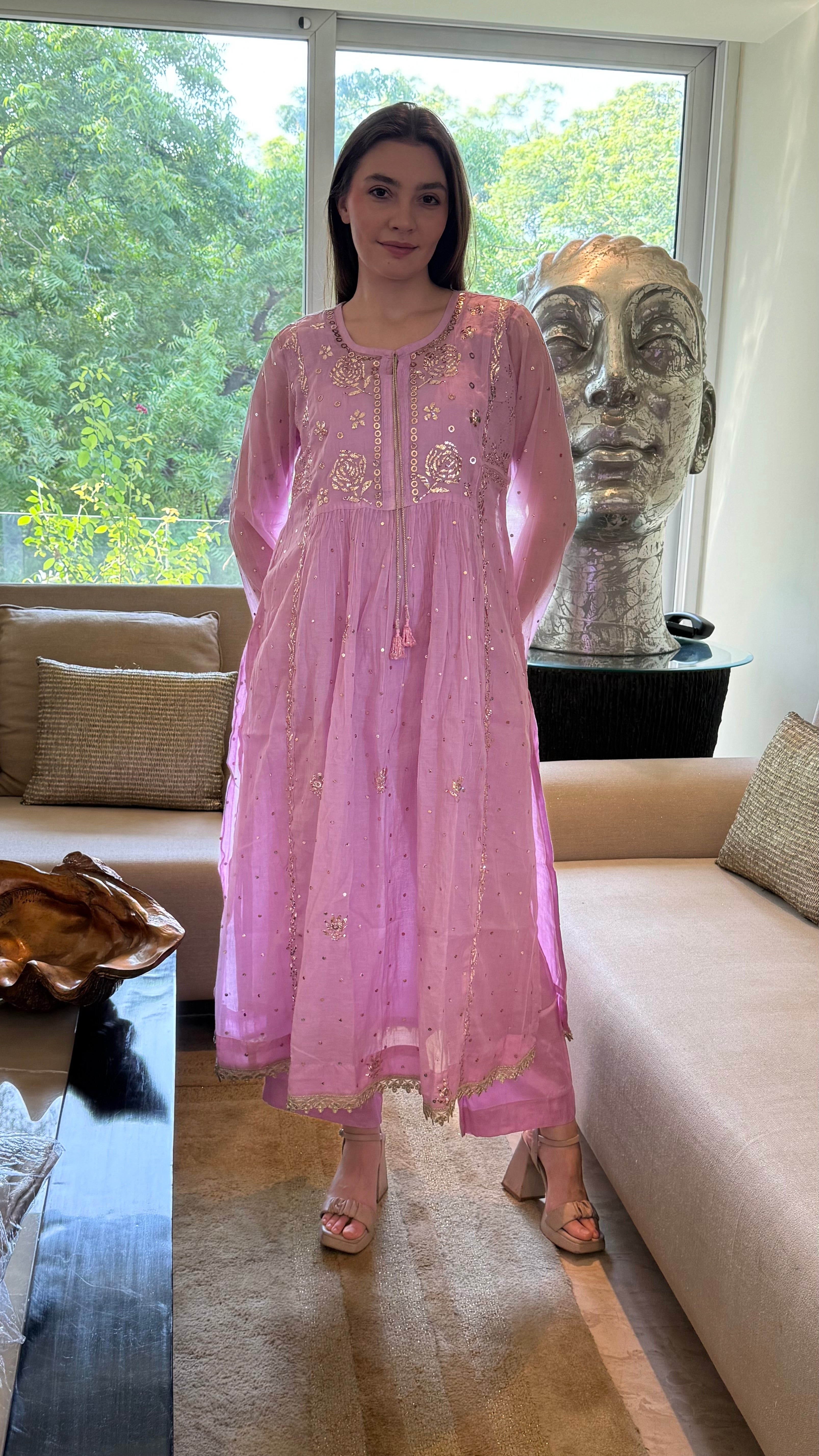 Lilac Haya Kurta Dupatta Pant Set in Chanderi with Golden Pitta