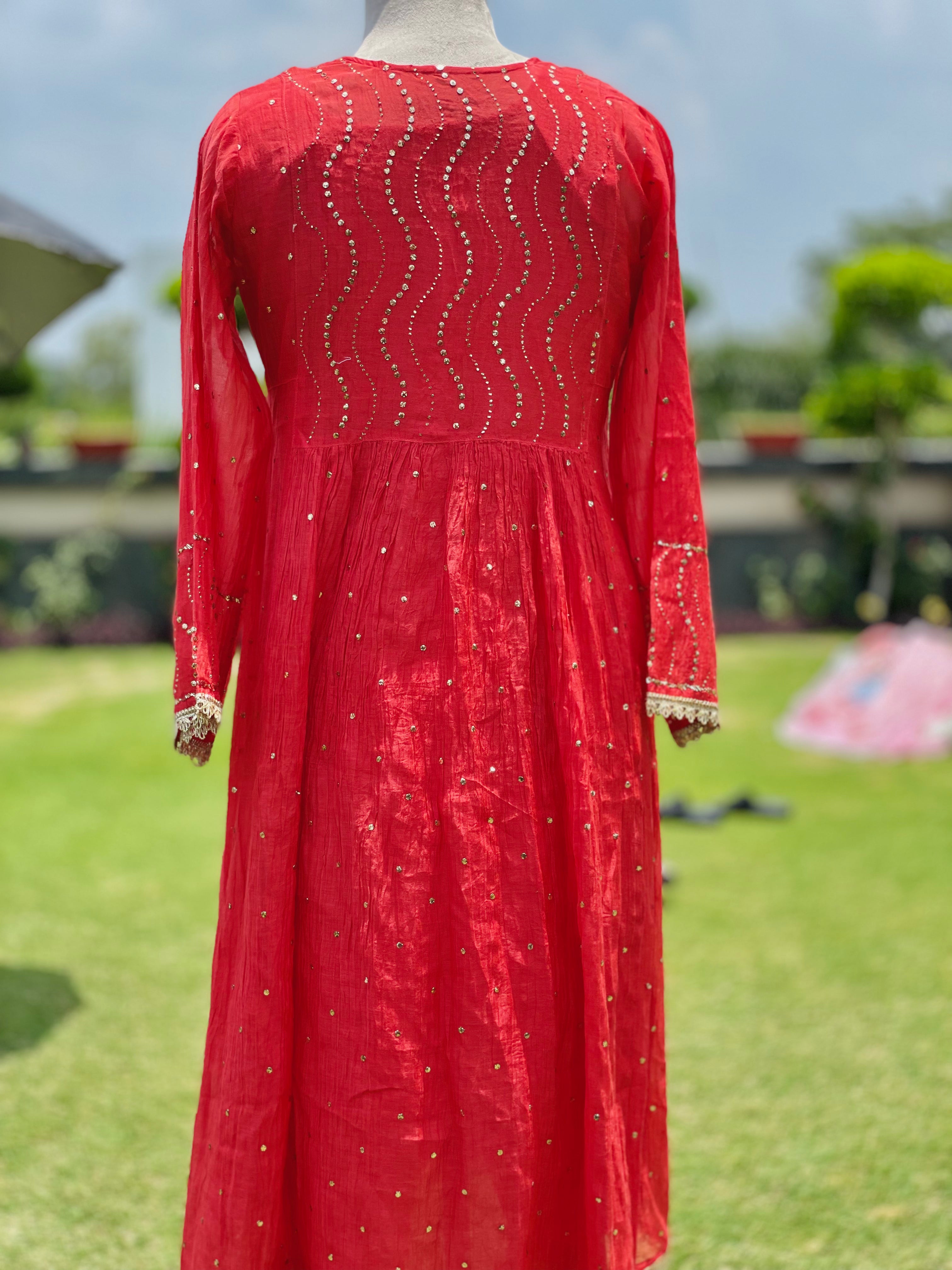 Coral Haya Kurta Dupatta Pant Set in Chanderi with Golden Pitta