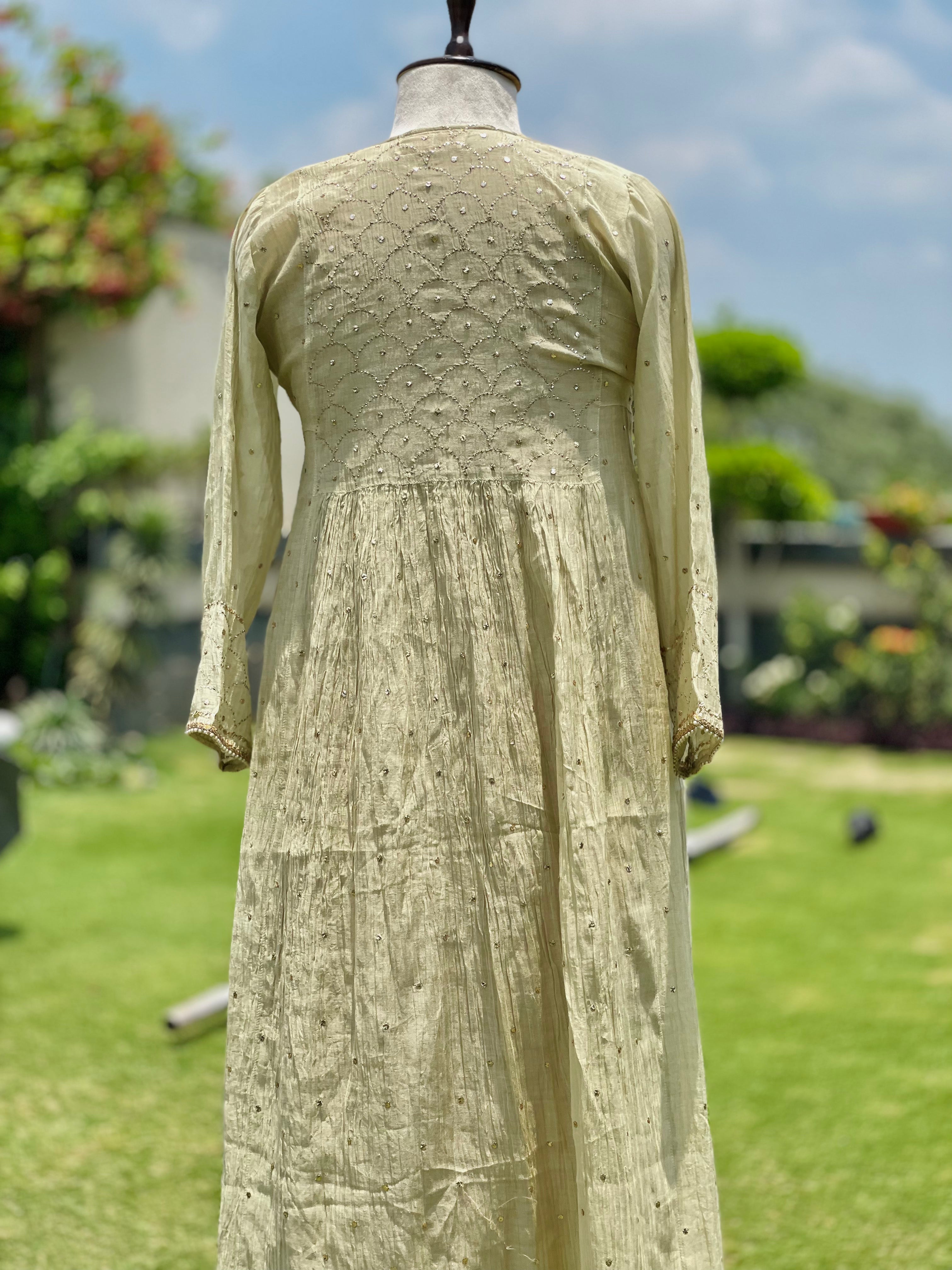 Sage Green Haya Kurta Dupatta Pant Set in Chanderi with Golden Pitta
