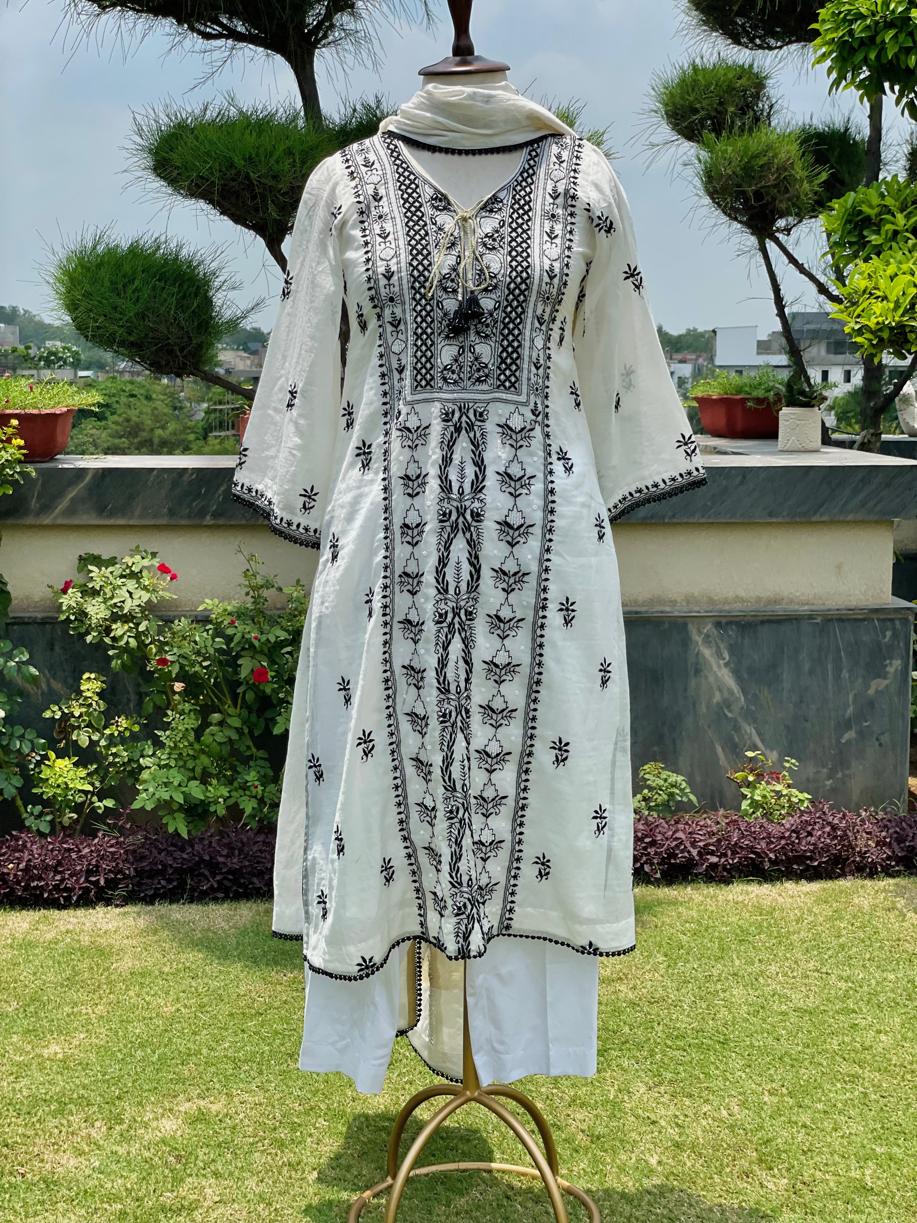 Ivory/Black Mul Chanderi Zahra Kurta Pant Dupatta with Moti Cutdana