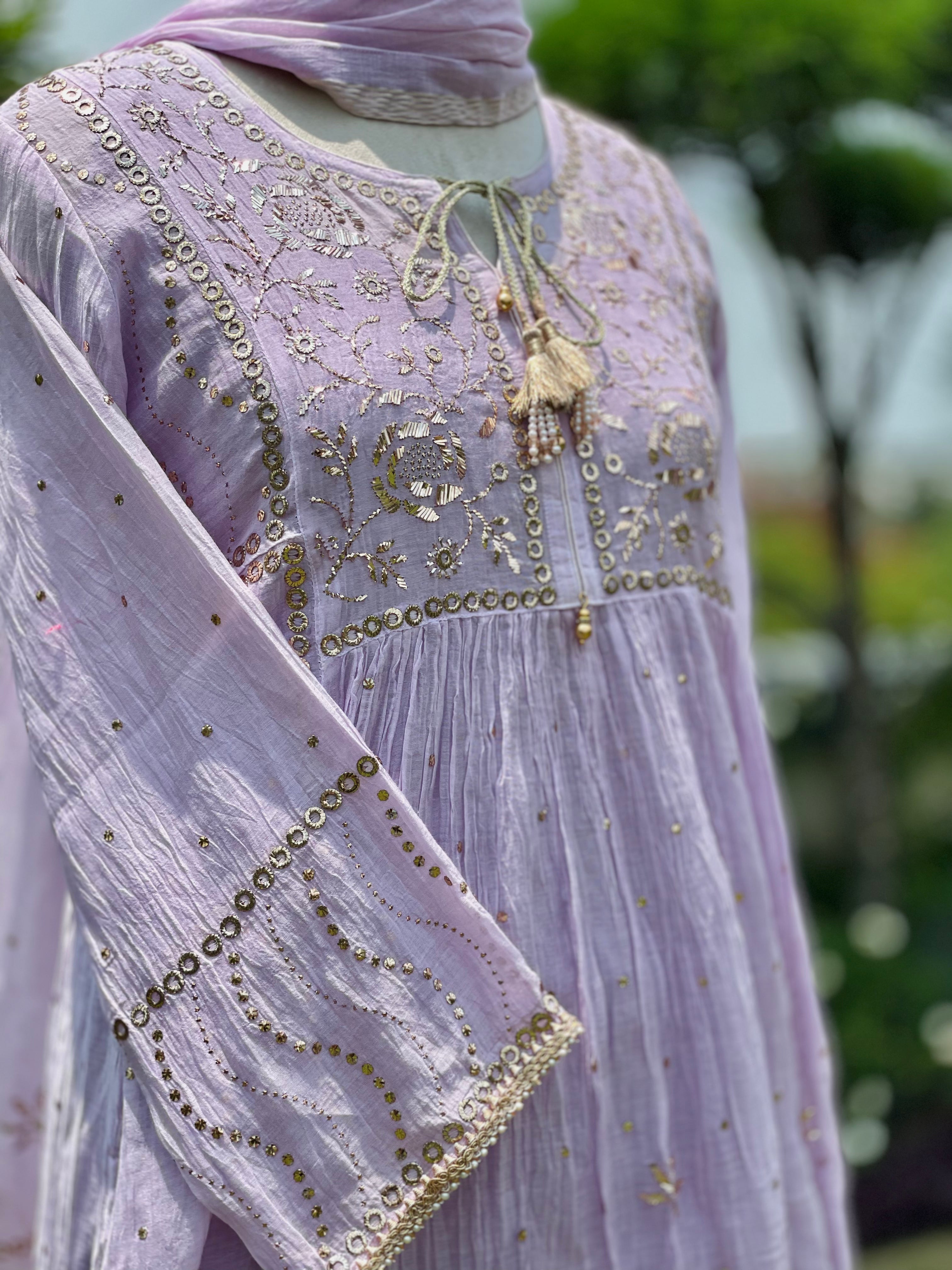 Lilac Haya Kurta Dupatta Pant Set in Chanderi with Golden Pitta