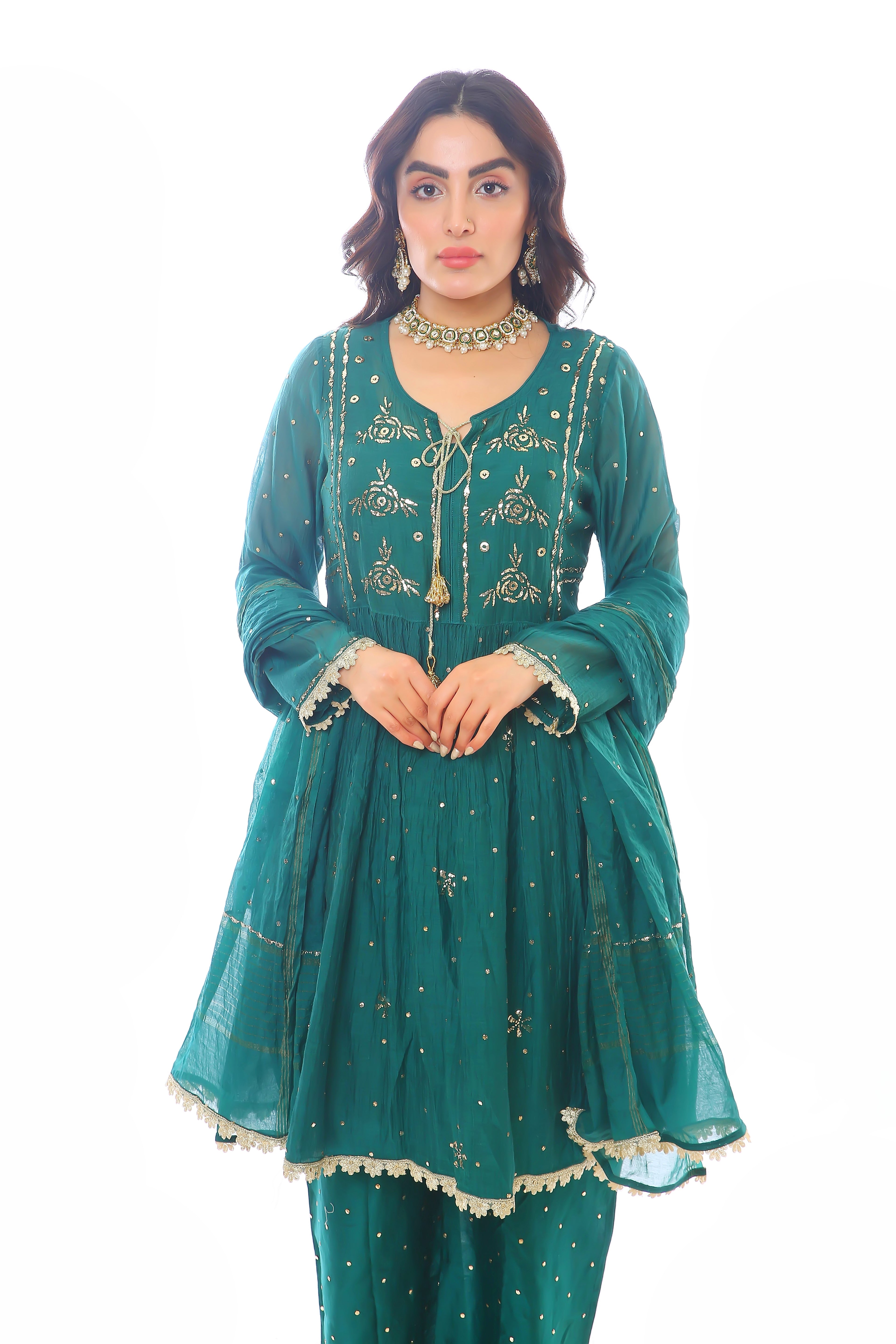 Green Chanderi Inaya Kurta Pant Dupatta with Golden Pitta