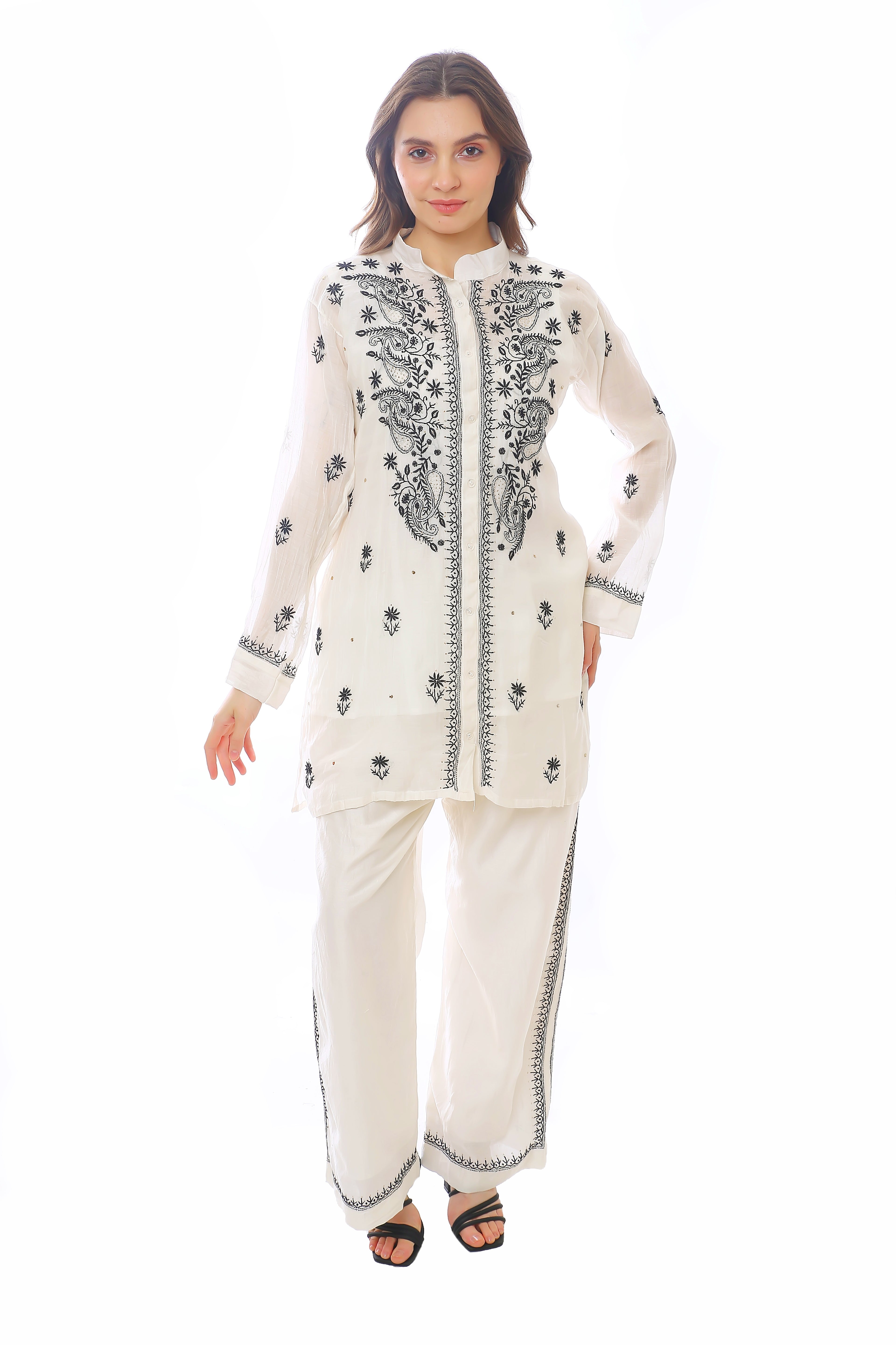 White & Black Mul Chanderi Jahaan Co-ord Set with Mukaish