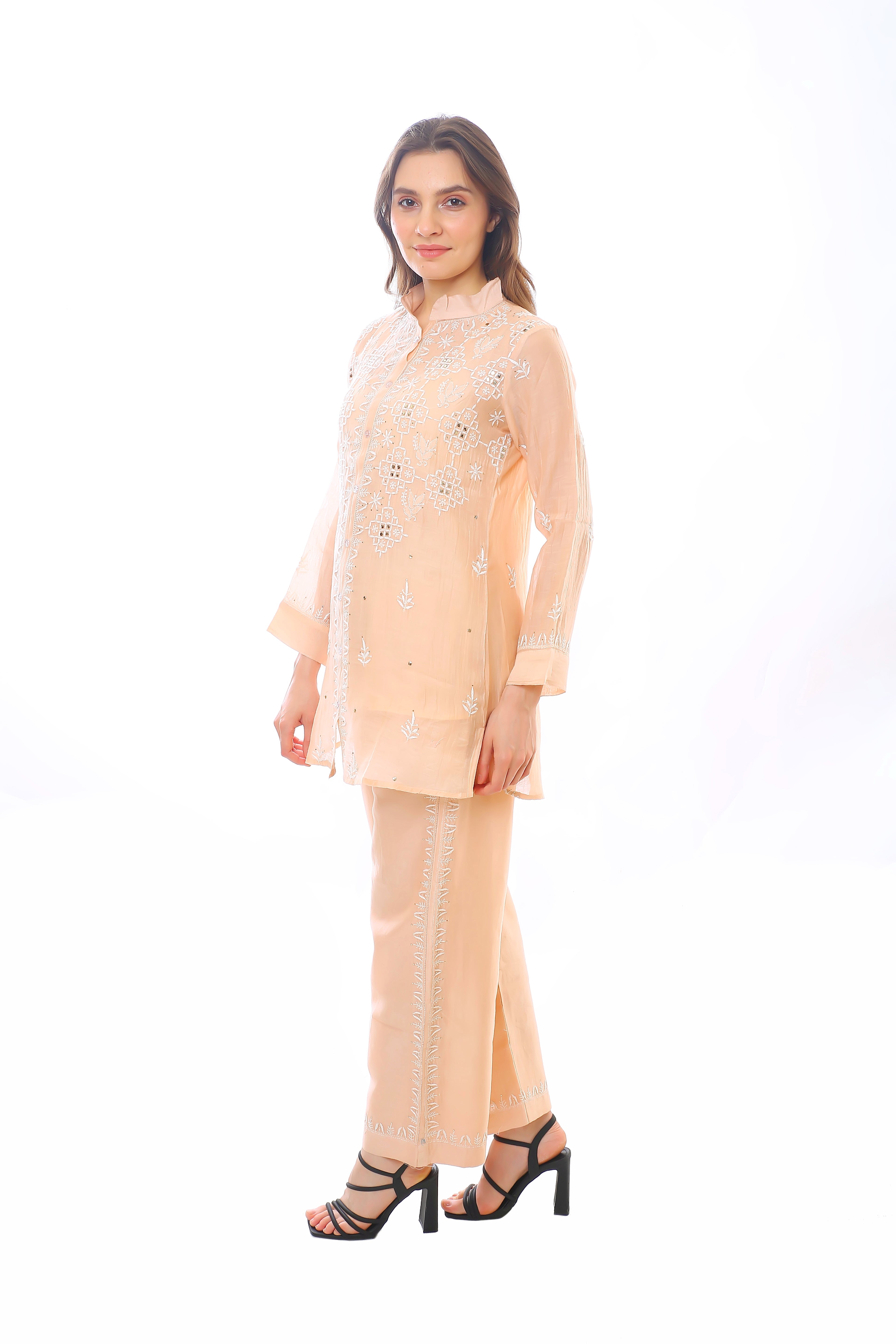 Peach Mul Chanderi Jahan Chikankari Co-ord Set with Mukaish