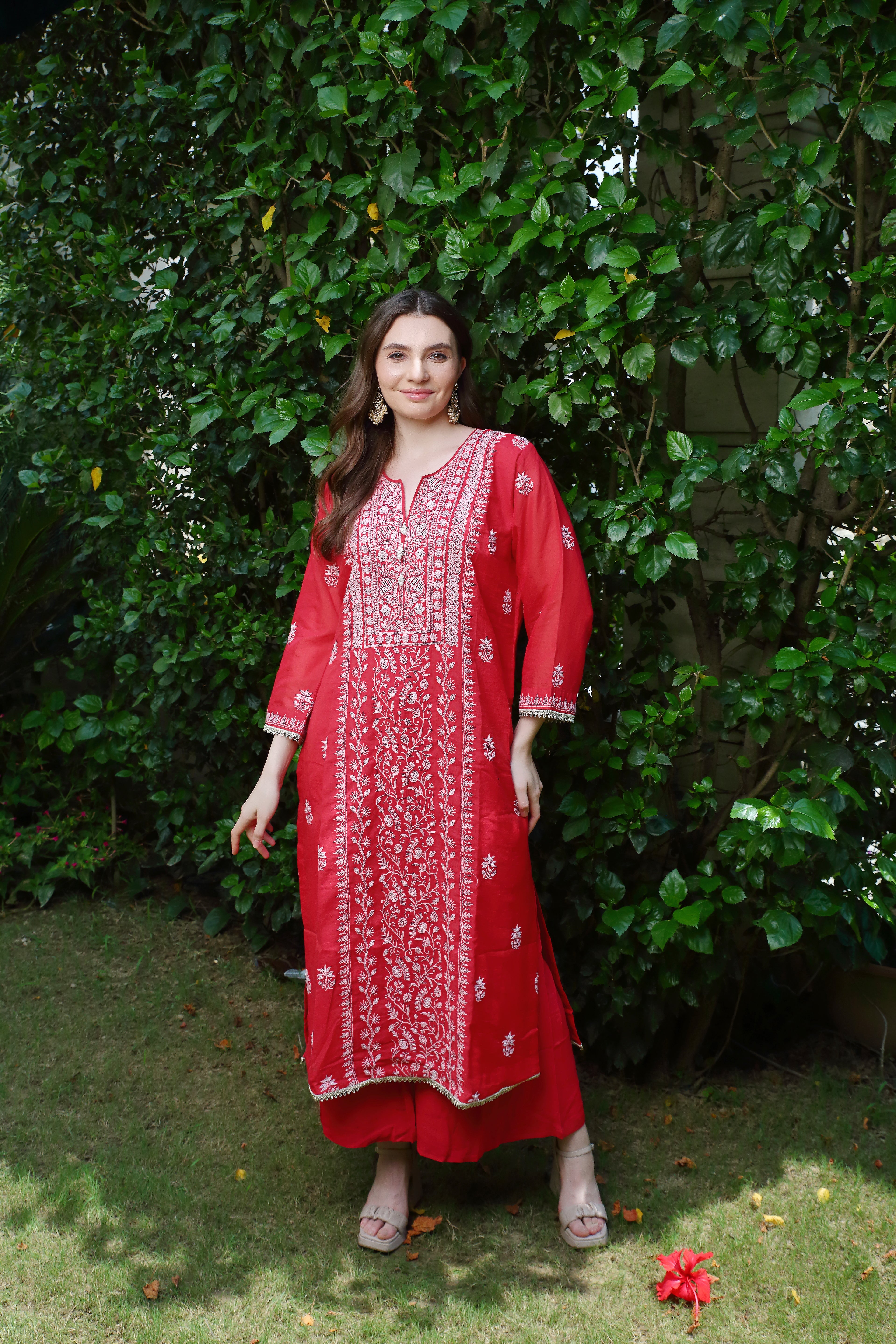 Pakeezah set-red