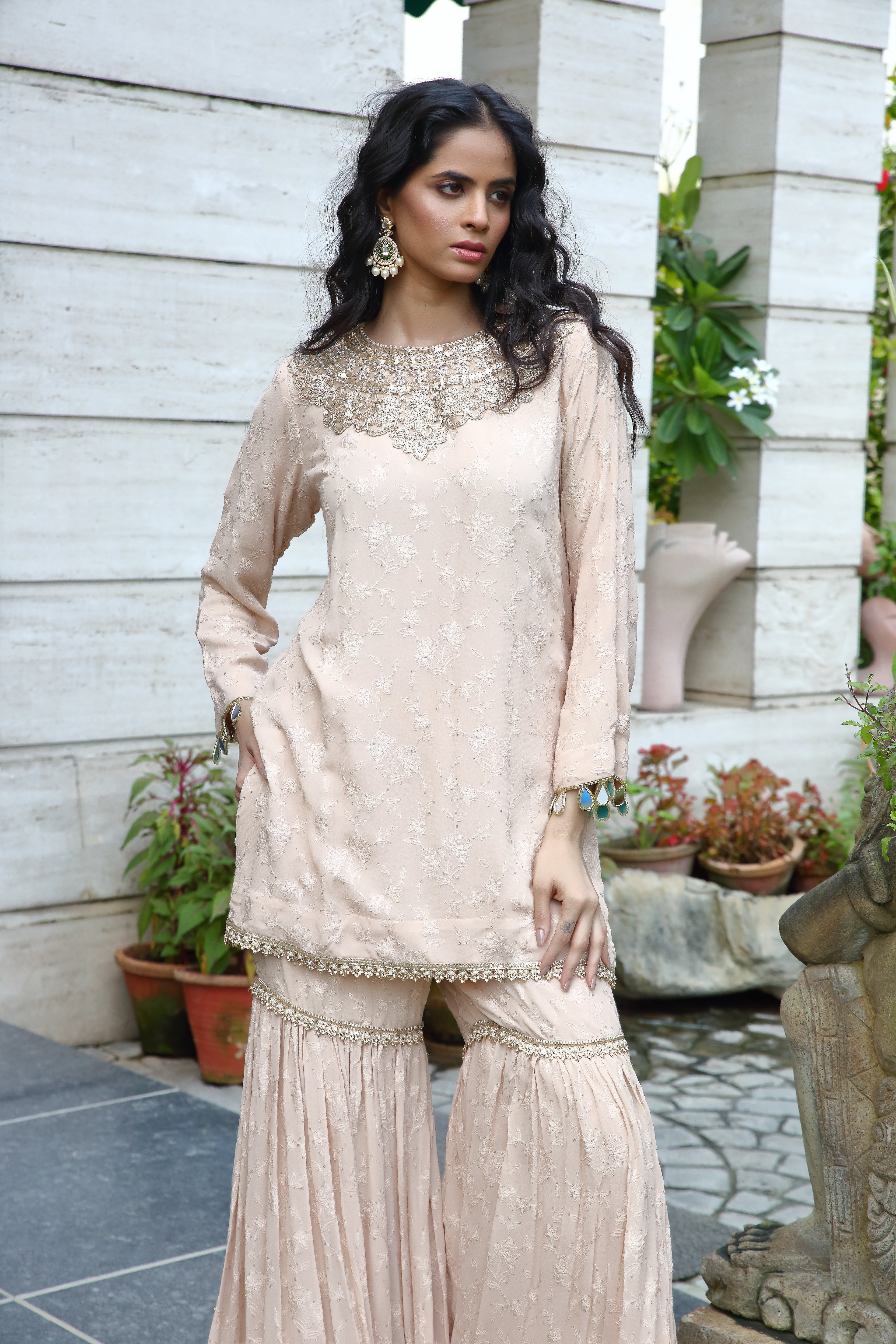 Meera gharara- peach gold