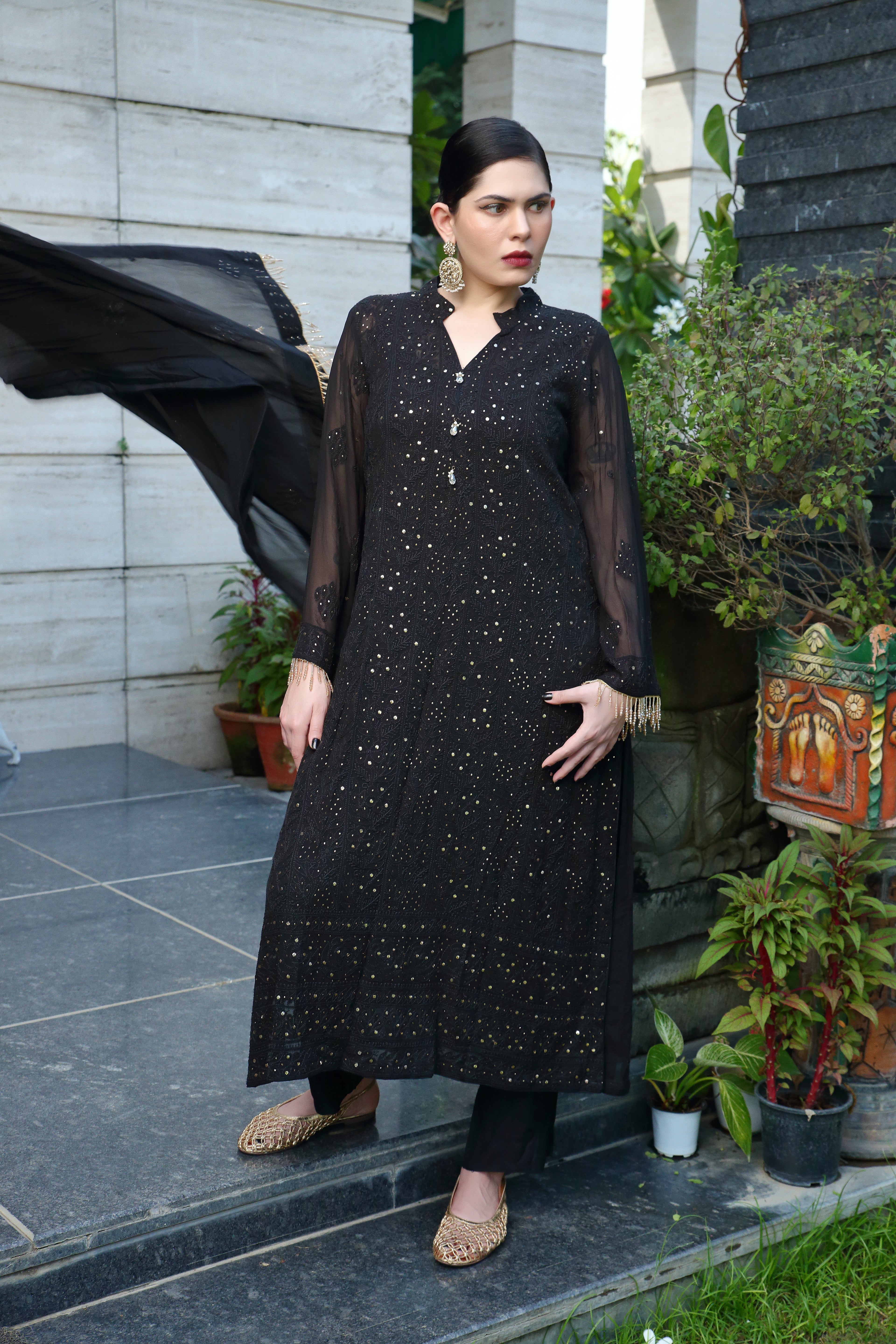 Black Pure Georgette Zaib Kurta Pant Dupatta with Mukaish