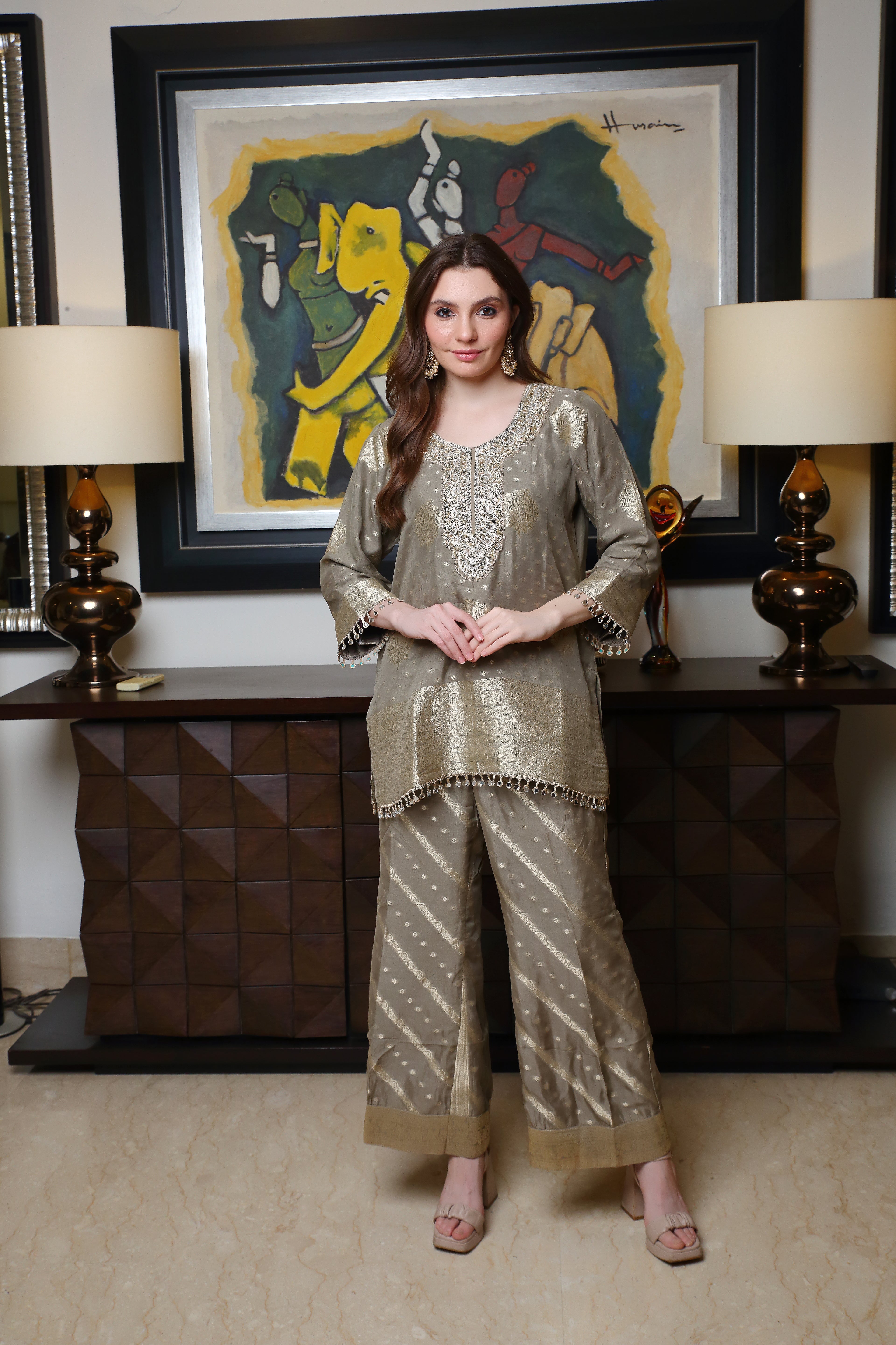 Riya Banarsi-olive