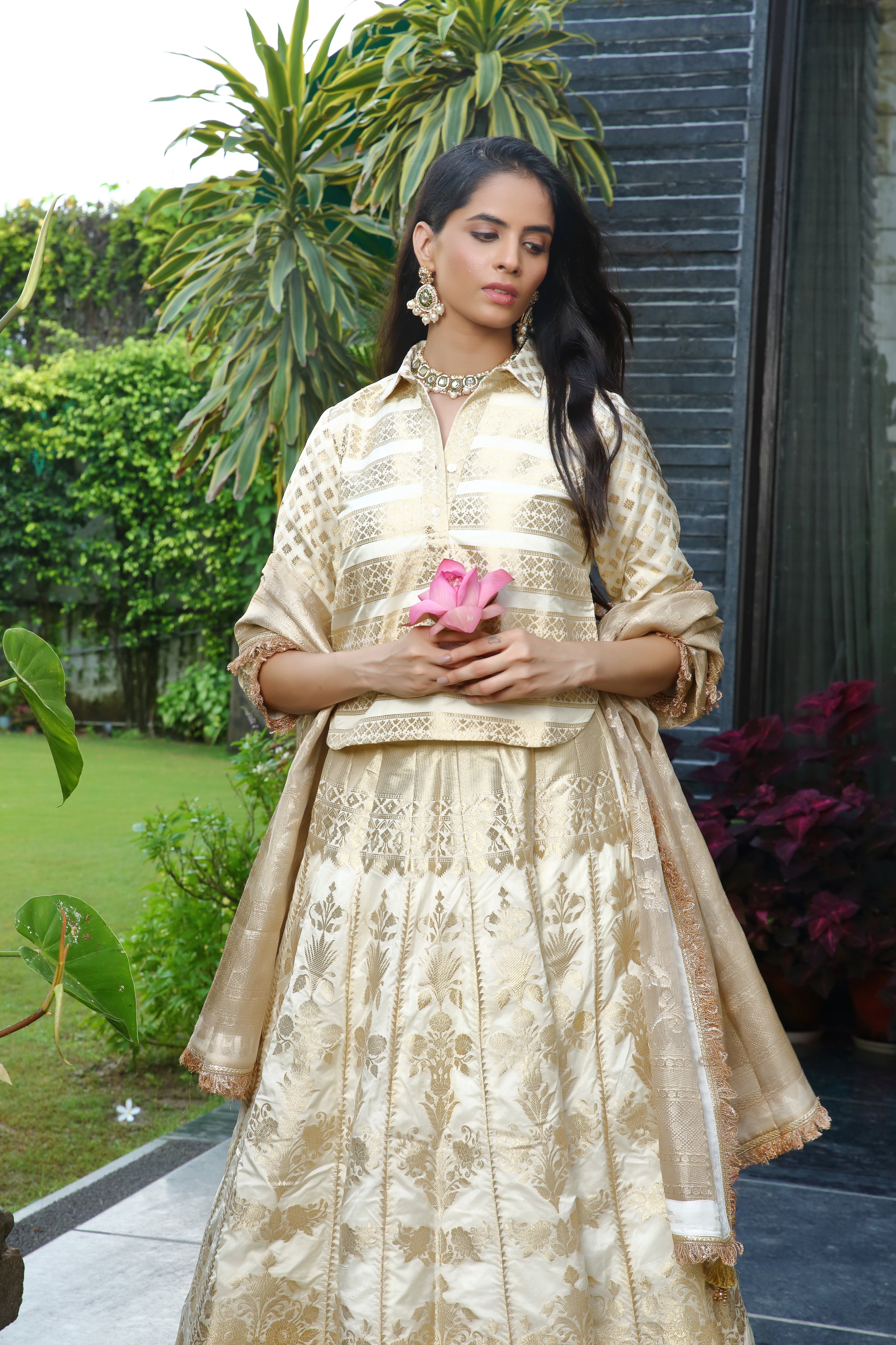 Ivory & Gold Niamat Ghaghra set