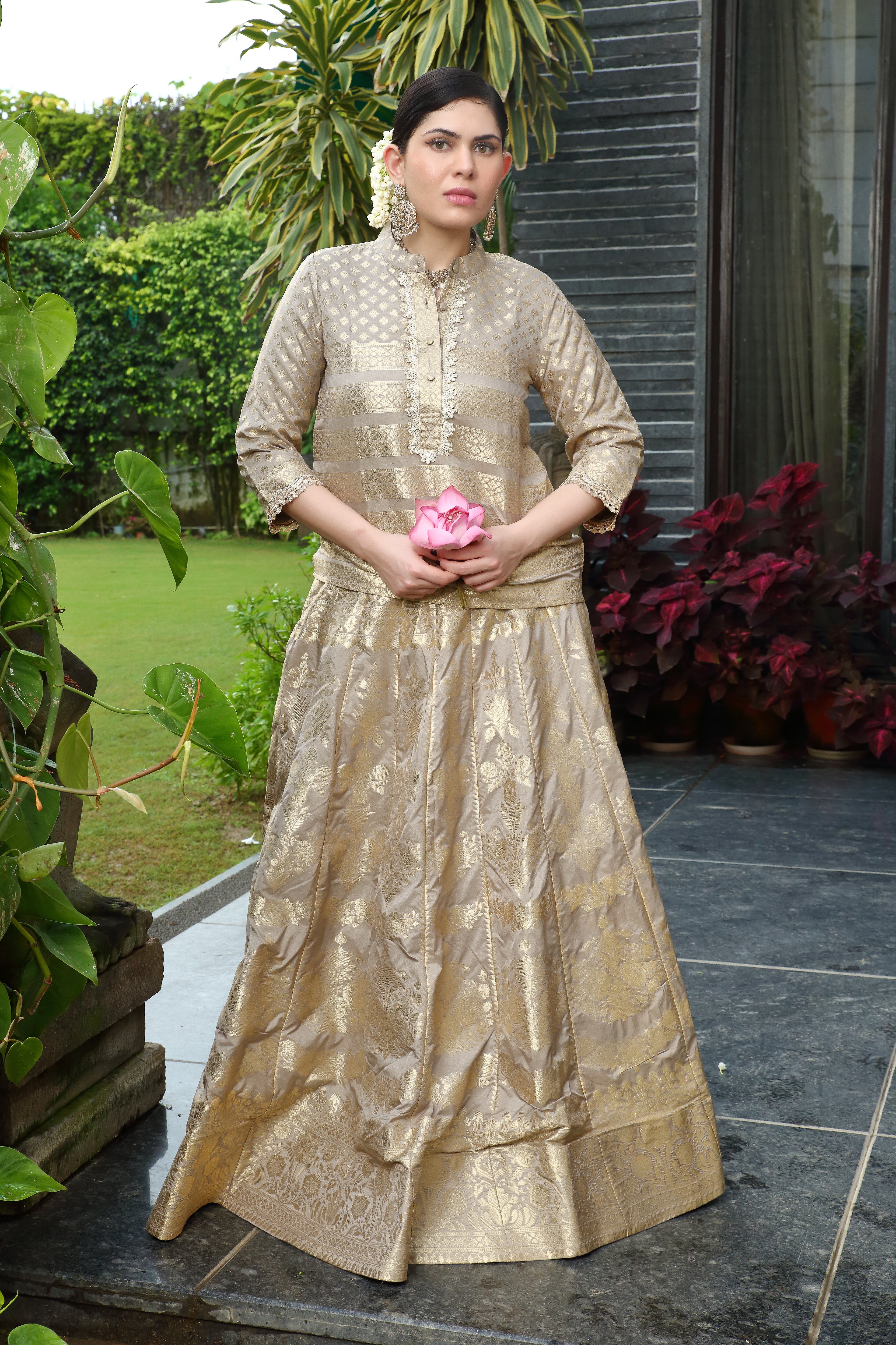 Grey & Gold Niamat Ghaghra Set