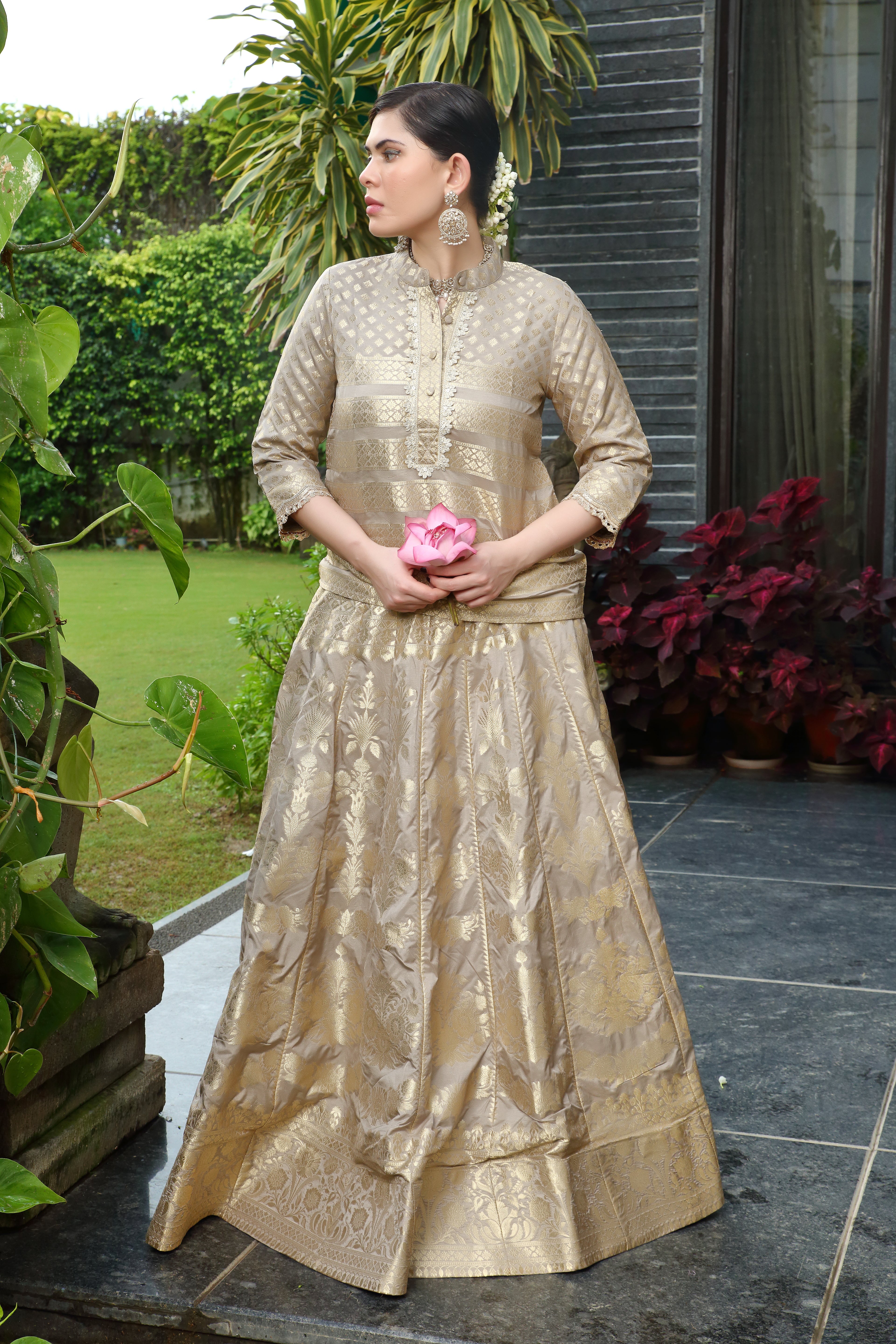 Grey & Gold Niamat Ghaghra Set