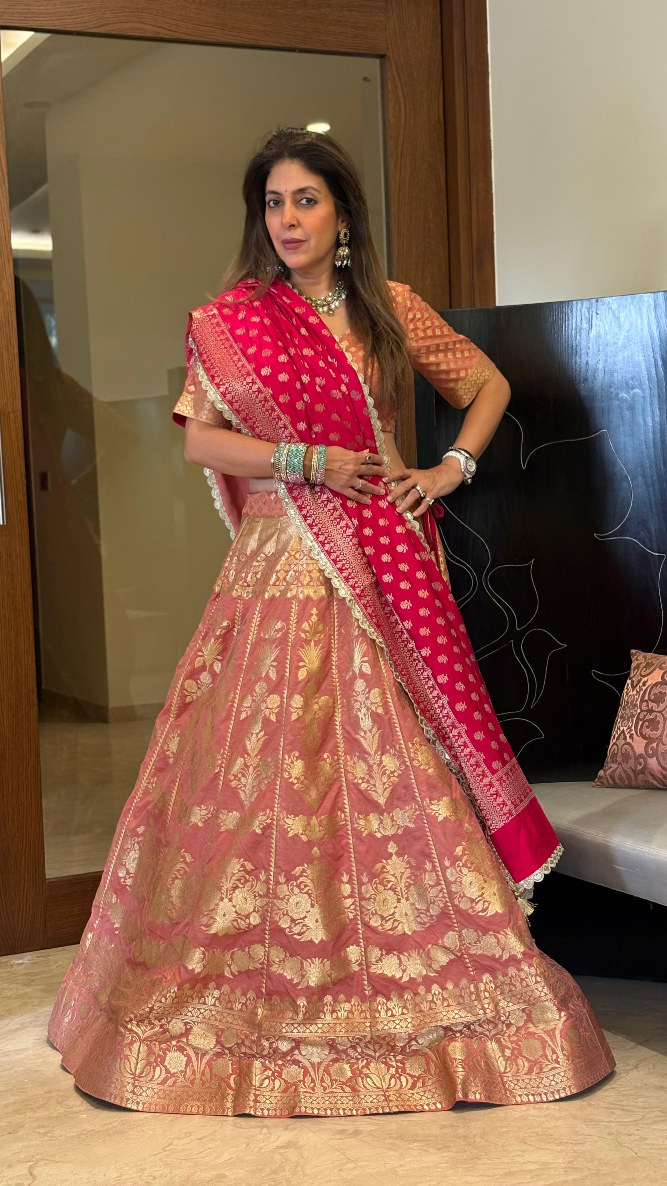Niamat Banarasi Lehenga set in Rose & Pink