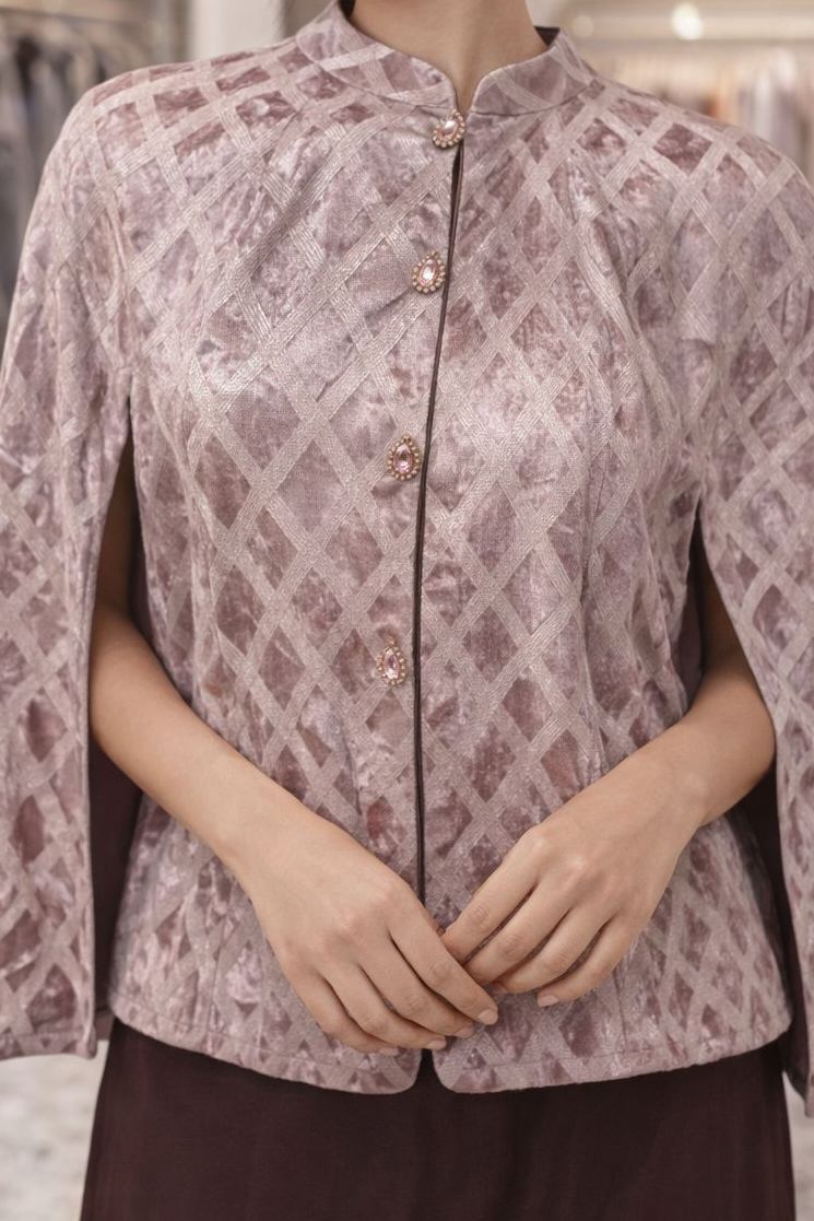 Zehra velvet cape